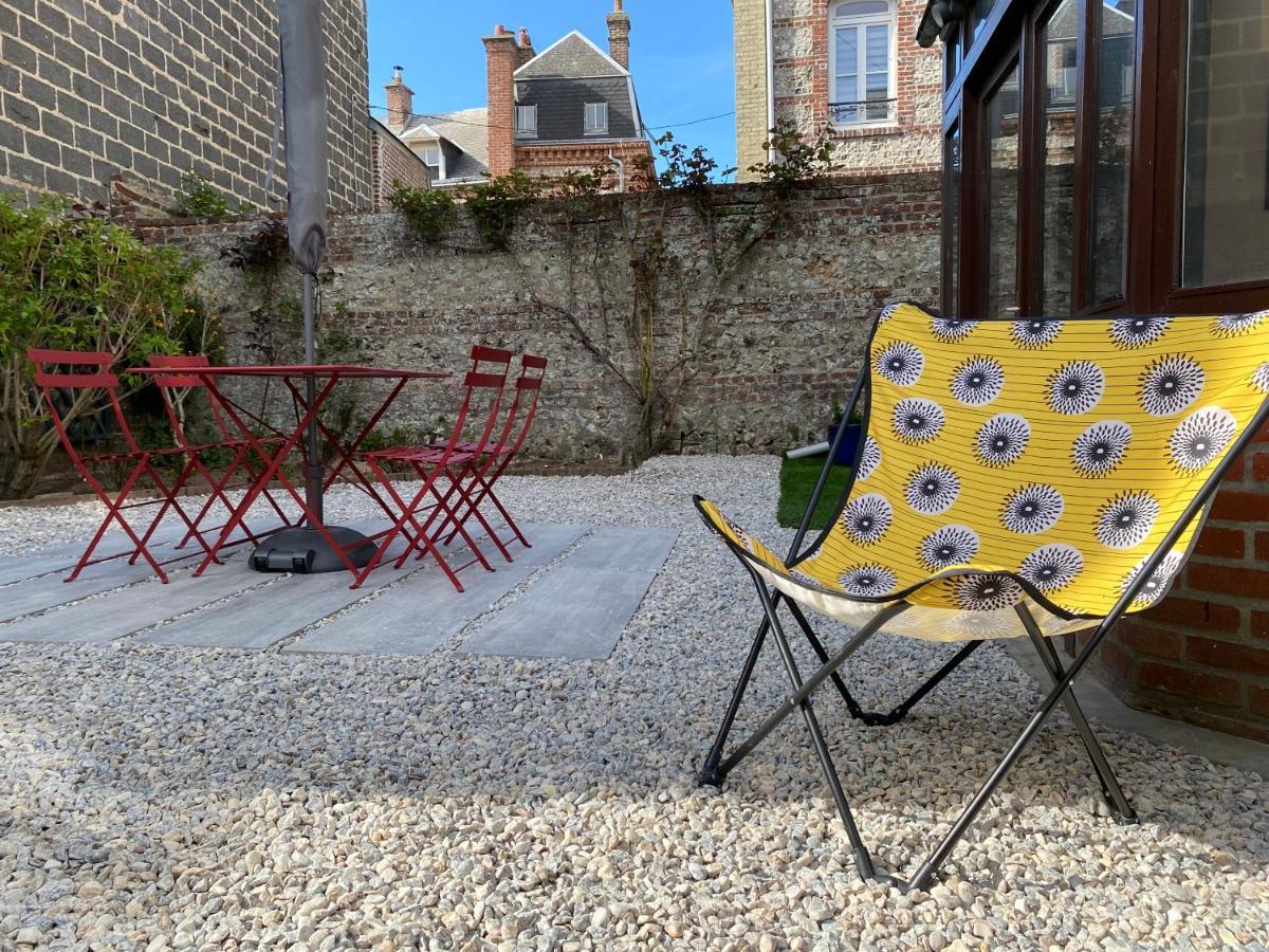 Charme Dans Villa, Coeur D'Etretat, 200 M De La Mer Exteriör bild